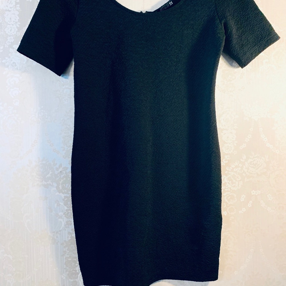 💎⚫️ Forever 21 black mini dress